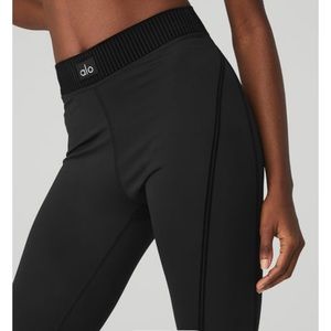 Alo Leggings